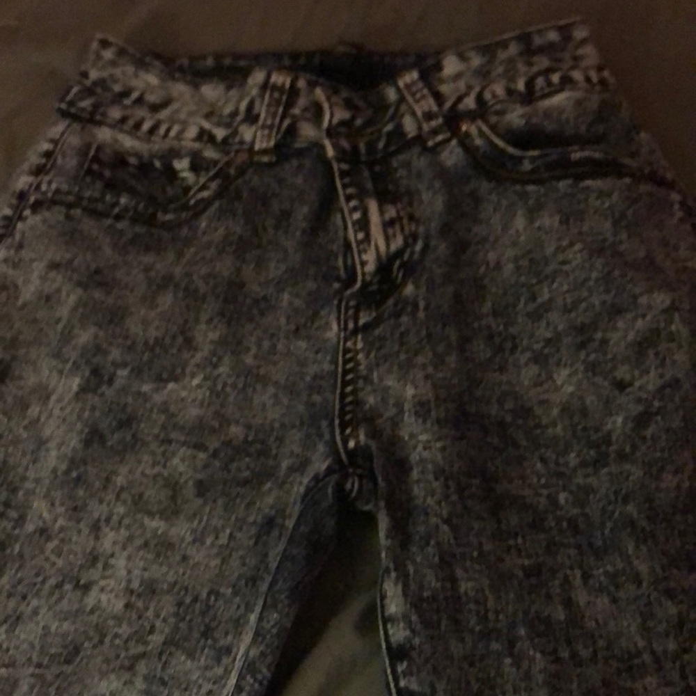 jeans